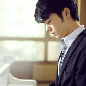 欧美乱伦动态视频
